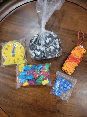 Educational Classroom Manipulative Bundle - Colorful Counters & Clock